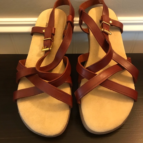 bass and co sandals